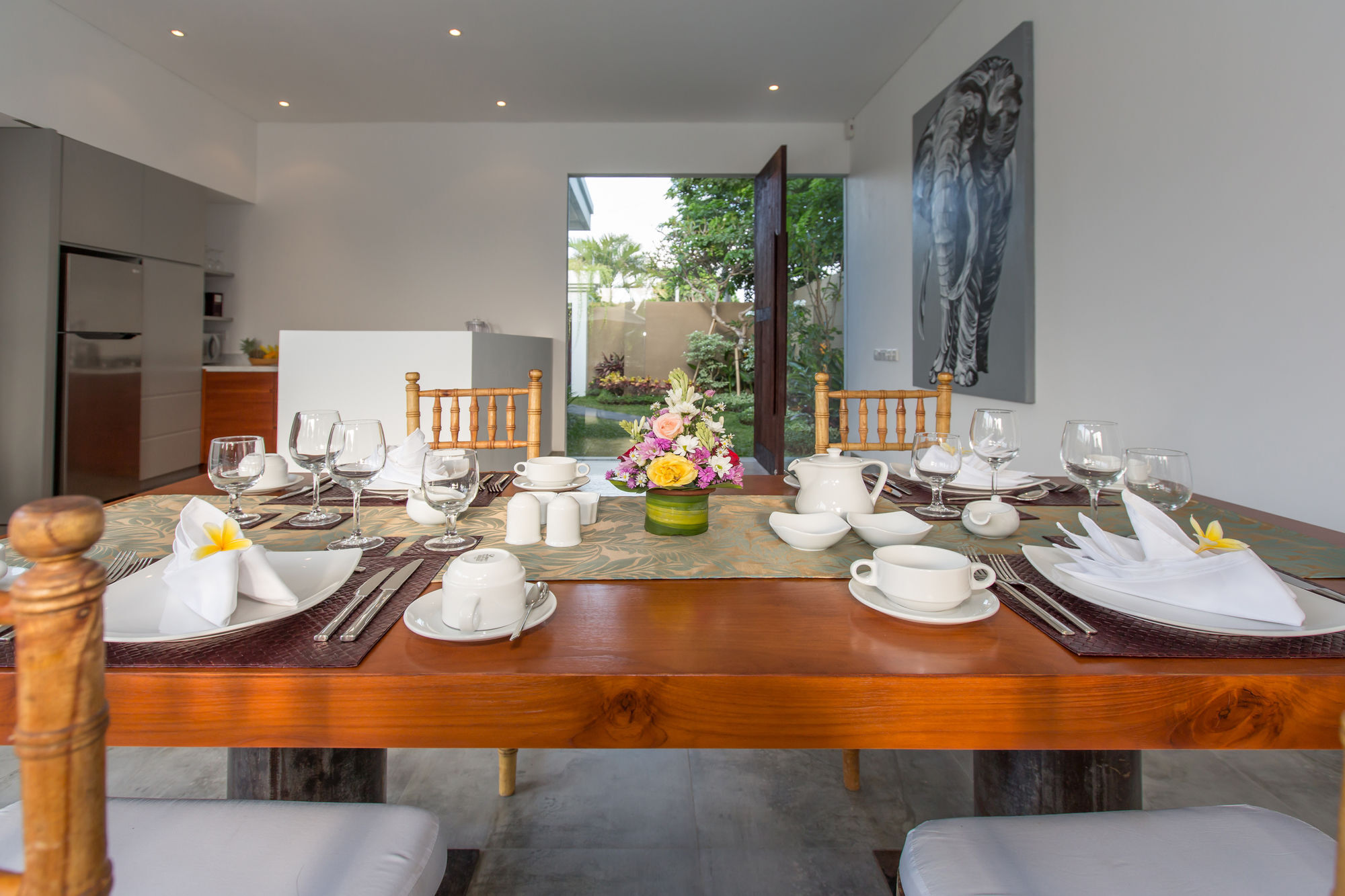 Gajah Bali By Nagisa Bali * Seminyak (Bali)
