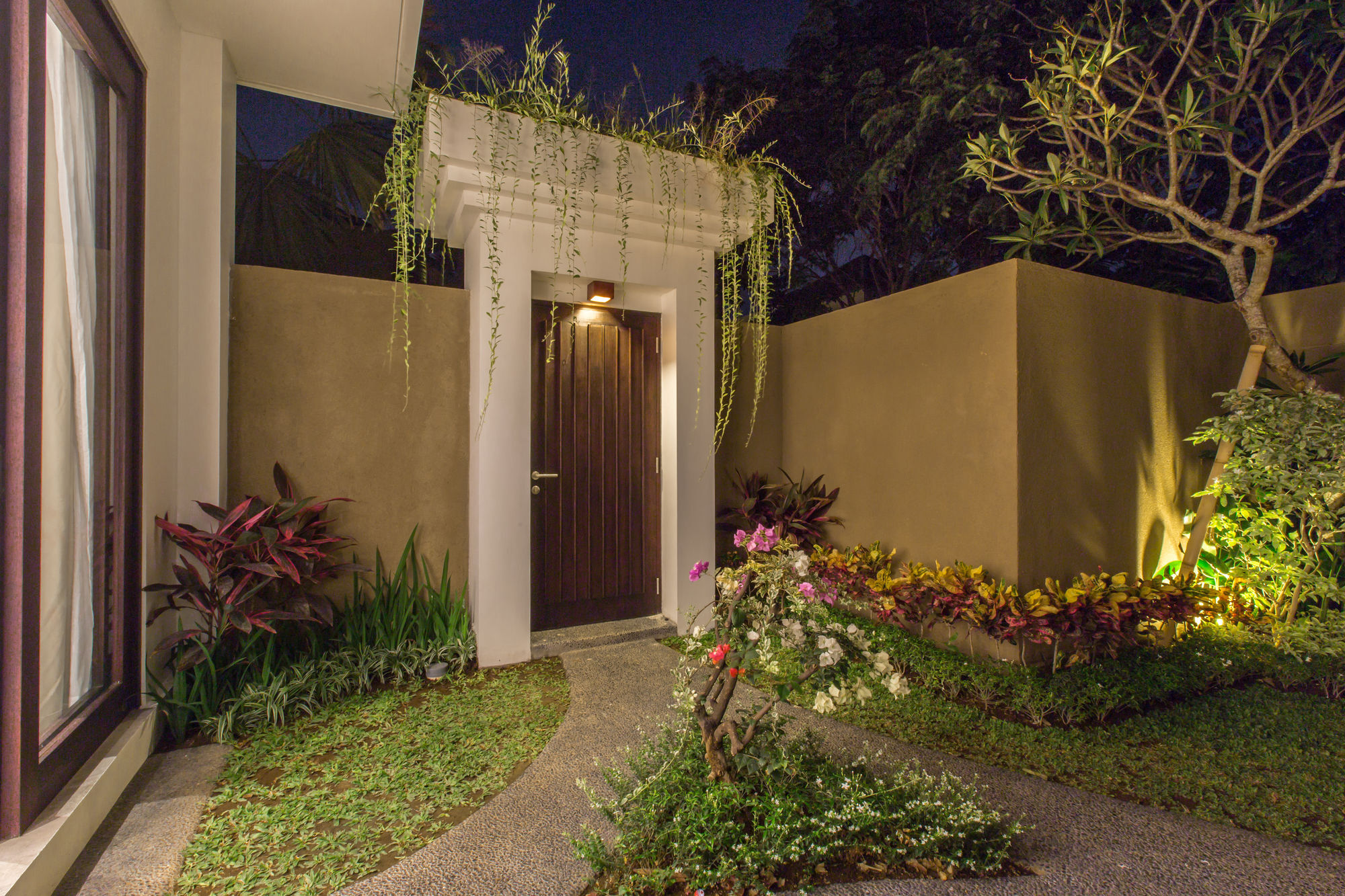 Gajah Bali By Nagisa Bali * Seminyak (Bali)